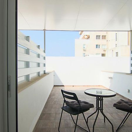 Phaedrus Living: Luxury Suite Nicosia 502 Экстерьер фото