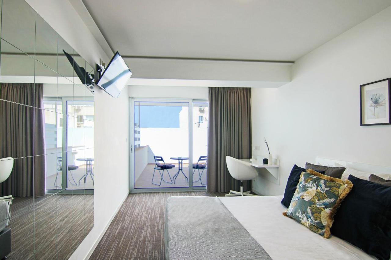 Phaedrus Living: Luxury Suite Nicosia 502 Экстерьер фото